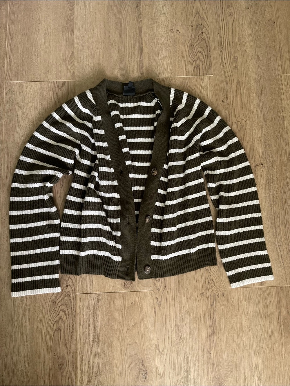 Bobeau Olive Green & White Striped Knit Cardigan (M)